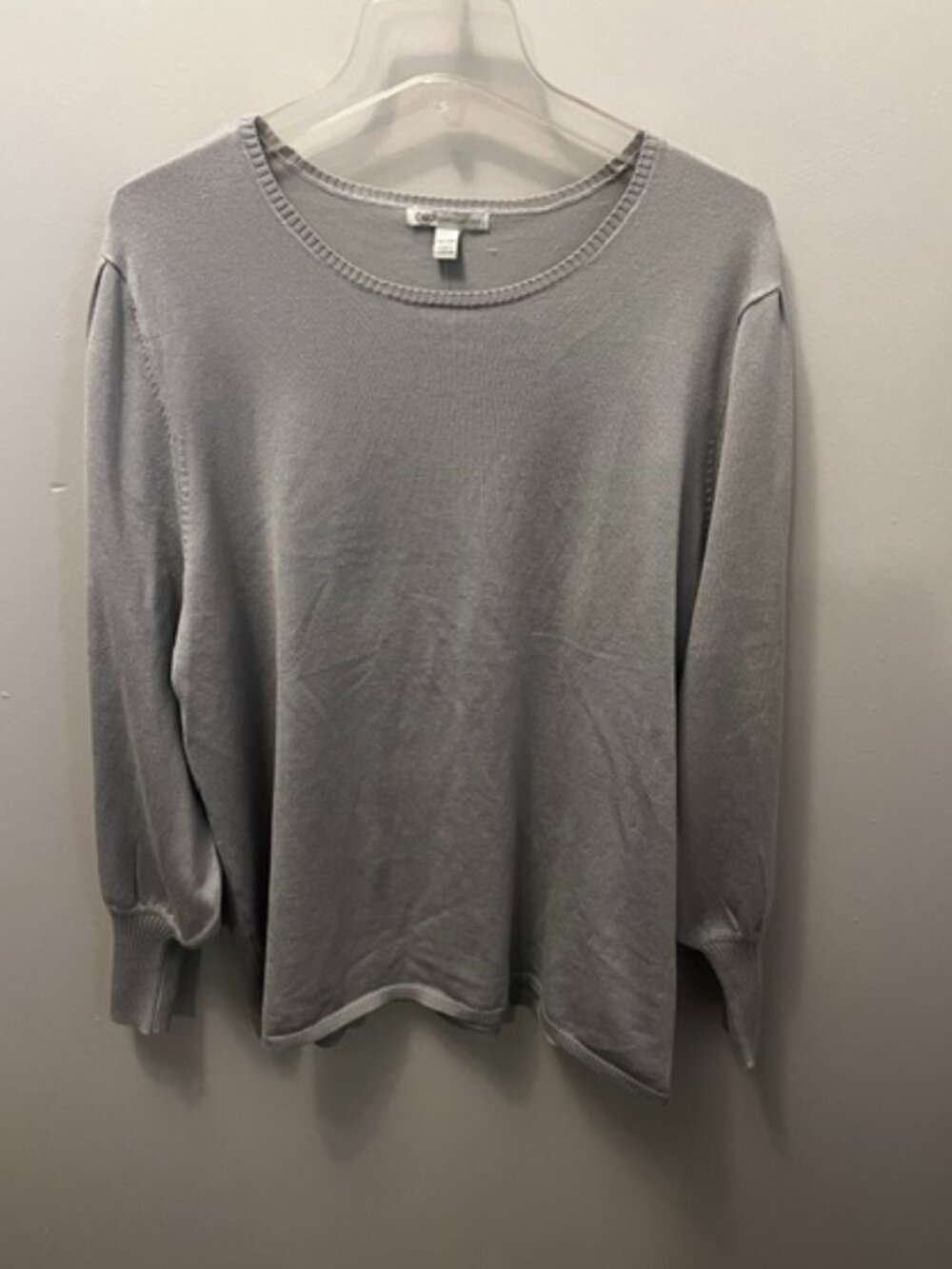 New w/tags Women's CATO Sweater, Pull over, Size 18/20, Gray, Big cuffs, So Cute
